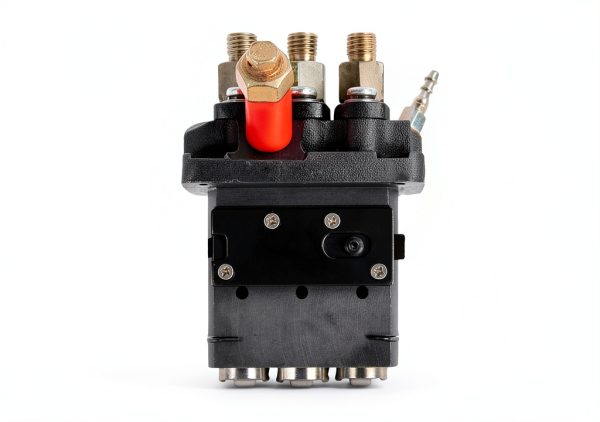Kubota D1105 Fuel Pump Assembly Replacement-1